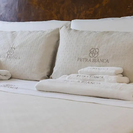 Petra Bianca 4* トッレ・サン・ジョヴァンニ・ウジェント