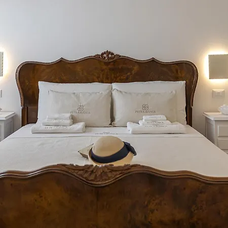 Nocleg ze śniadaniem Petra Bianca