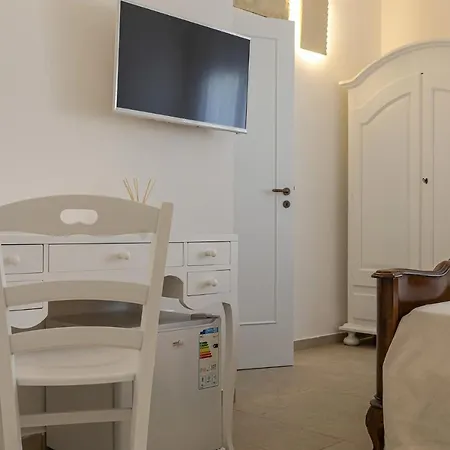 Petra Bianca Torre San Giovanni Ugento