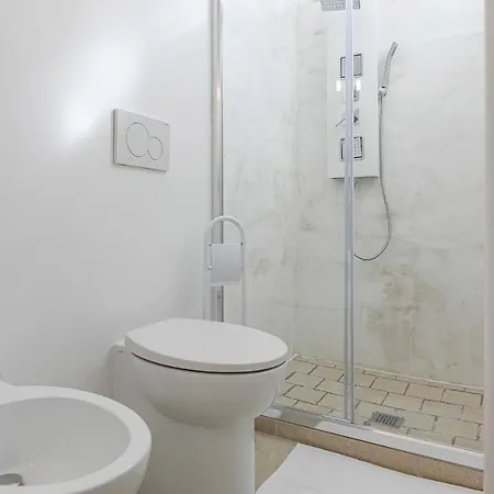 לינה וארוחת בוקר Petra Bianca