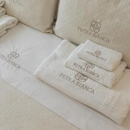 Petra Bianca Bed & Breakfast *