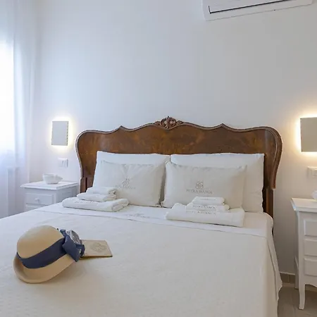 Petra Bianca Bed & Breakfast *