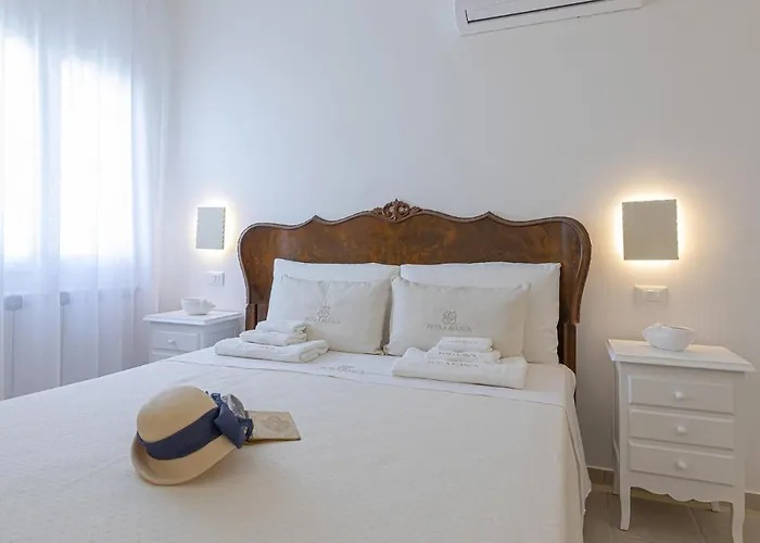 Petra Bianca Bed & Breakfast 4*